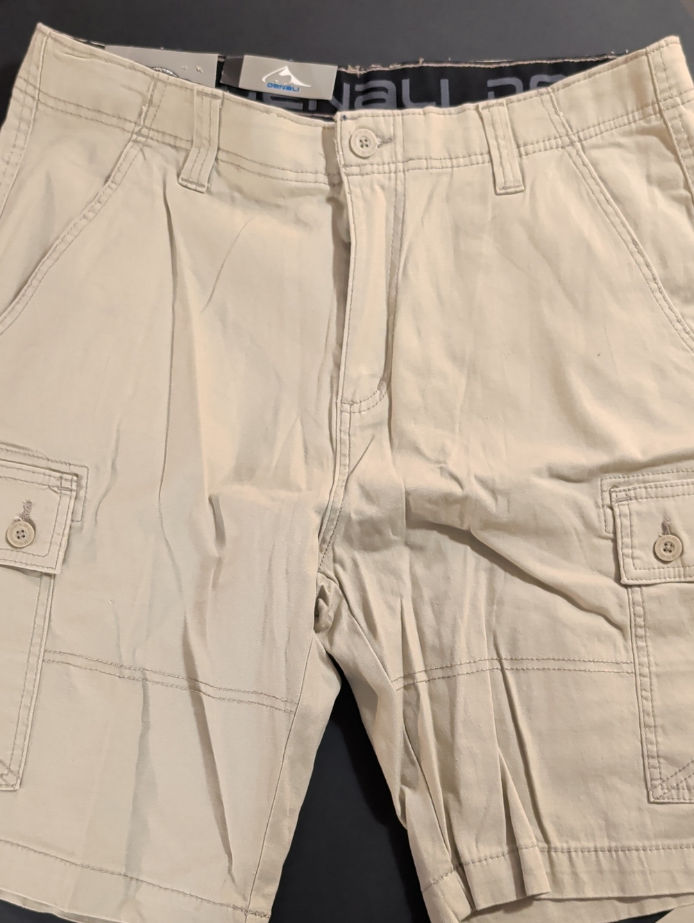 NEW. Denali Men's Flat Front Cargo Shorts in Khaki